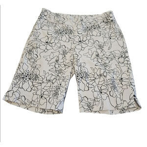 Women's Coconut Row Pull-On Bermuda Shorts Size 12 White & Black Floral